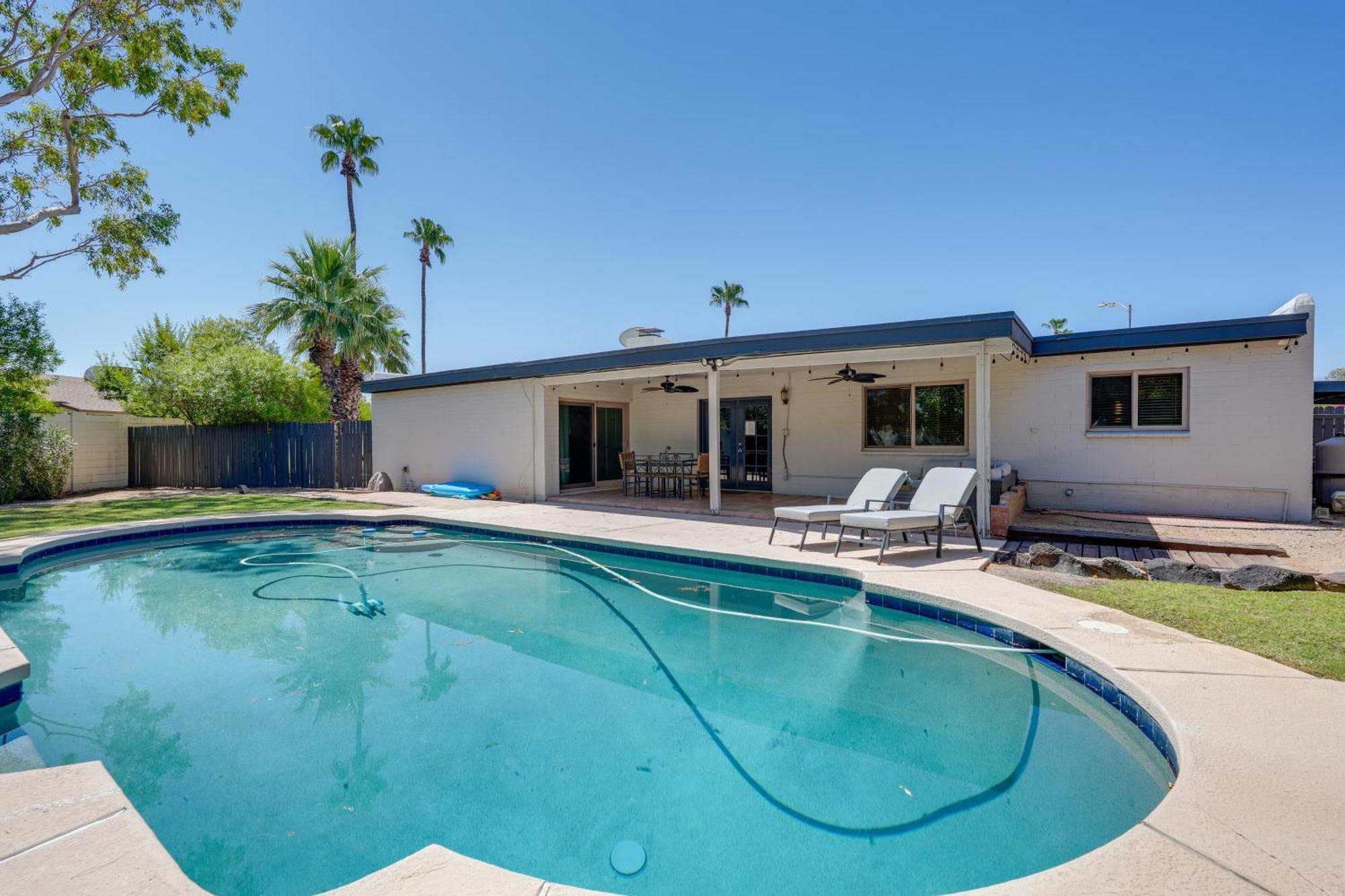 Holiday home With Pool About 10 Mi To Camelback Mtn Phoenix