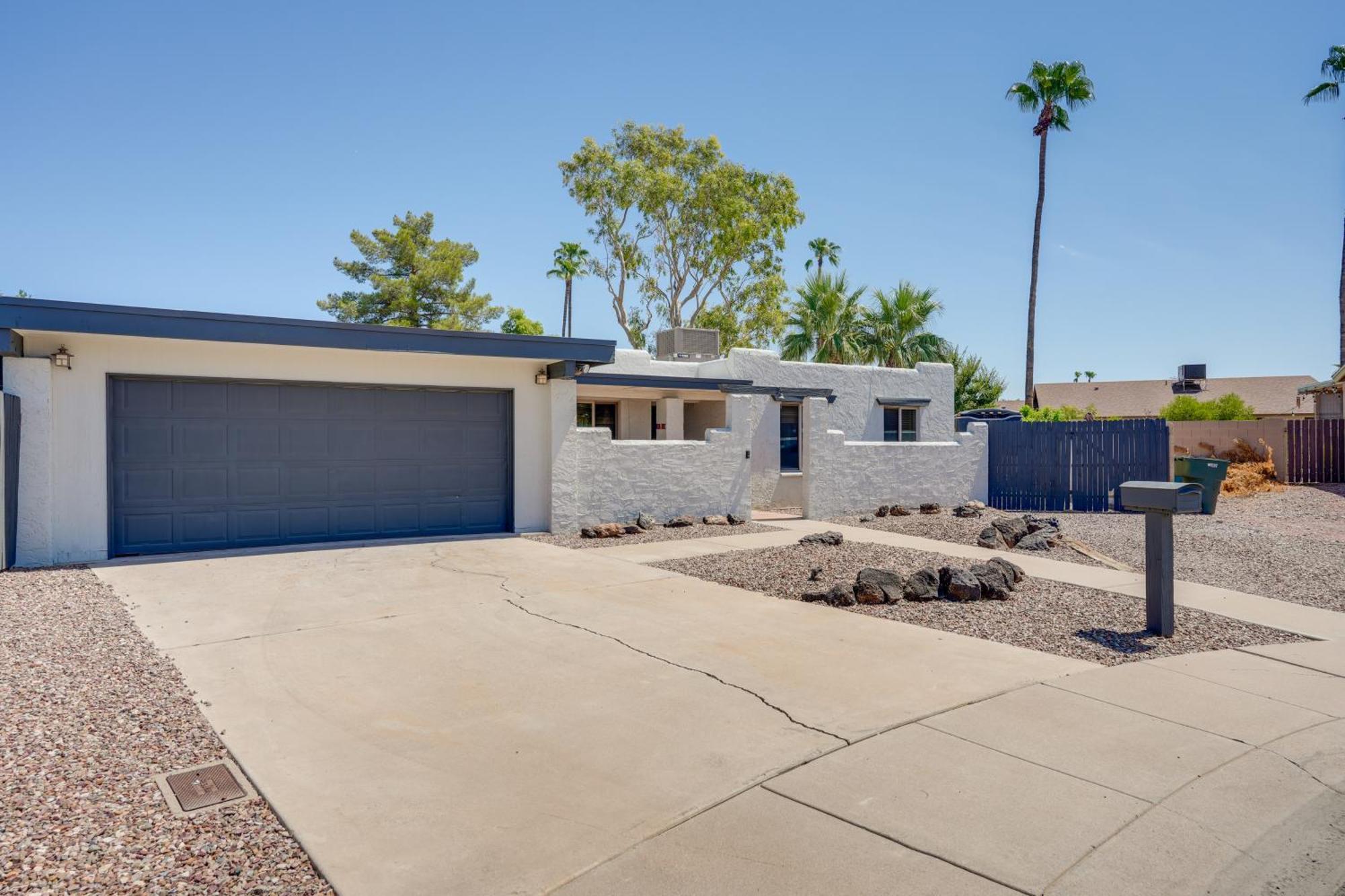 Holiday home With Pool About 10 Mi To Camelback Mtn